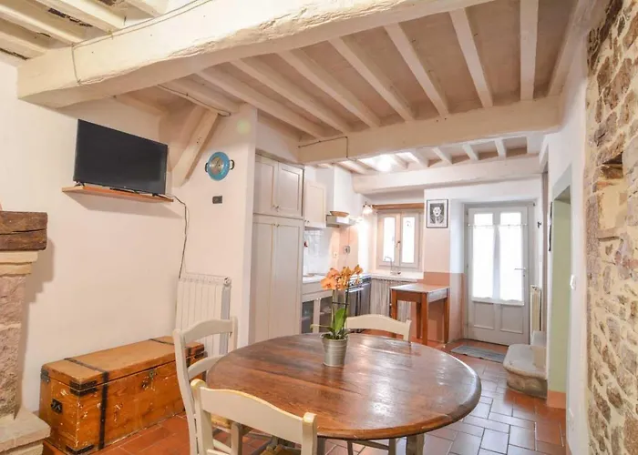 Feriehus La Casa Sull'arco - Diffuso Collelungo (Baschi)